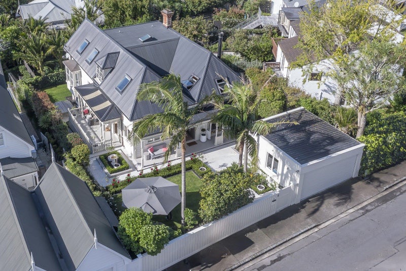 21 Arthur Street, Freemans Bay, Auckland - Carousel 1