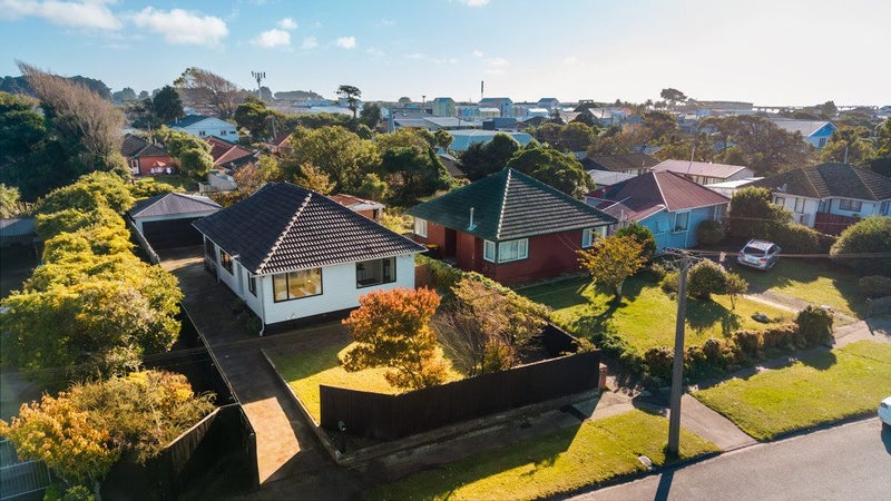 77 Owles Terrace, New Brighton, Christchurch City, Canterbury - Carousel 2