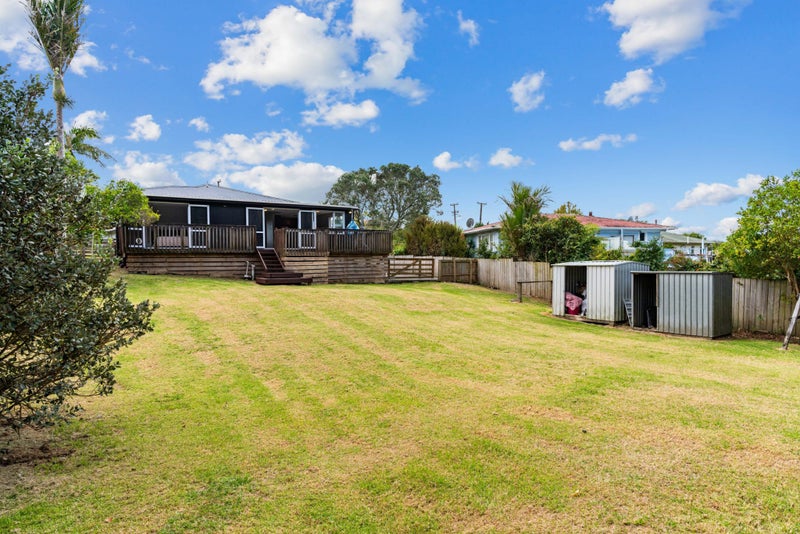 16 Batten Street, Wellsford, Wellsford - Carousel 1