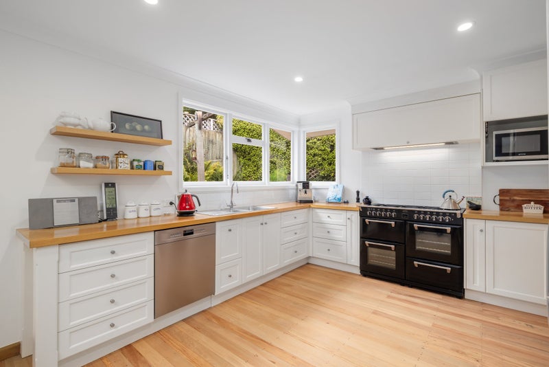 51A Bowenvale Avenue, Cashmere, Christchurch - Carousel 2