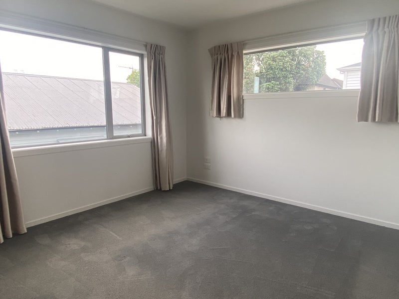 16 Louvain Avenue, Mount Roskill, Auckland - Carousel 20