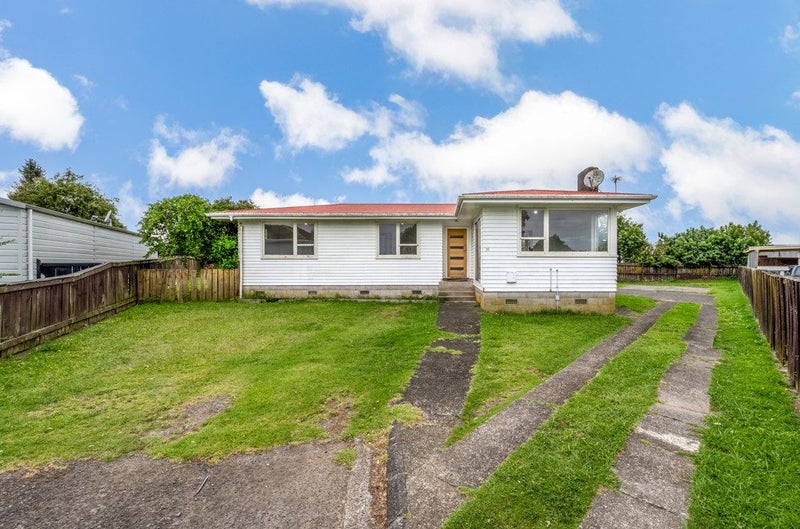 39 Hywell Place, Manurewa, Auckland - Carousel 1