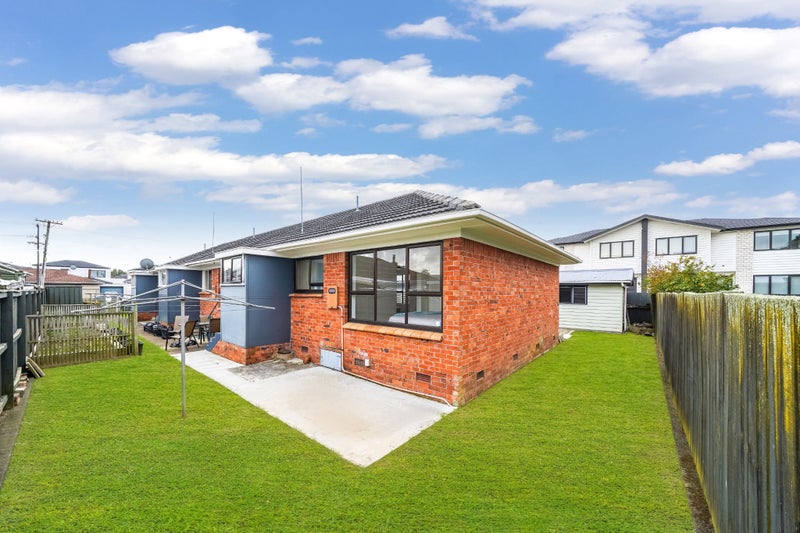 19 Motatau Road, Papatoetoe, Auckland - Carousel 1