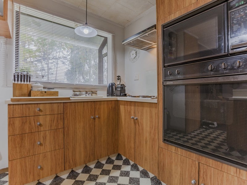 6 Essex Street, Tamatea, Napier - Carousel 2