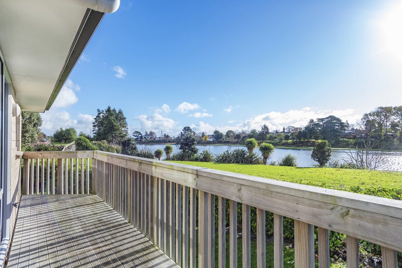 2F WOOD STREET, Papakura, Papakura - Carousel 1