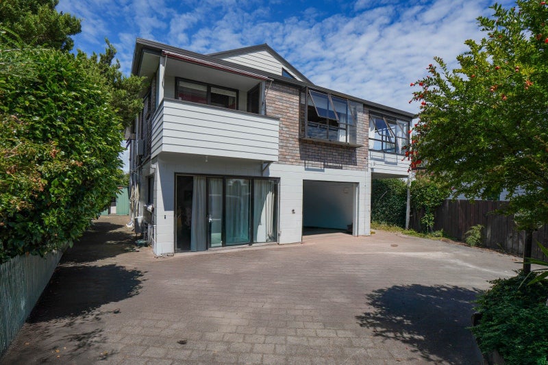 2/83 Rifle Range Road, Taupo - Carousel 1