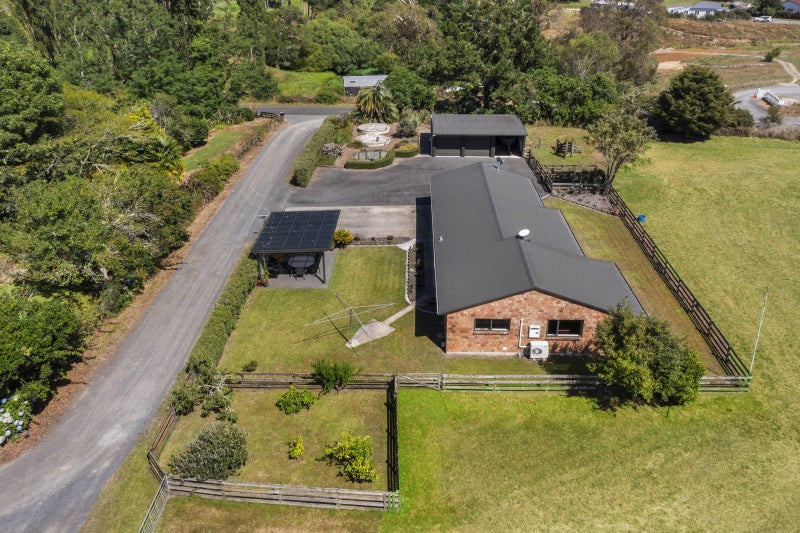 11A Higginson Road, Hamilton - Carousel 1