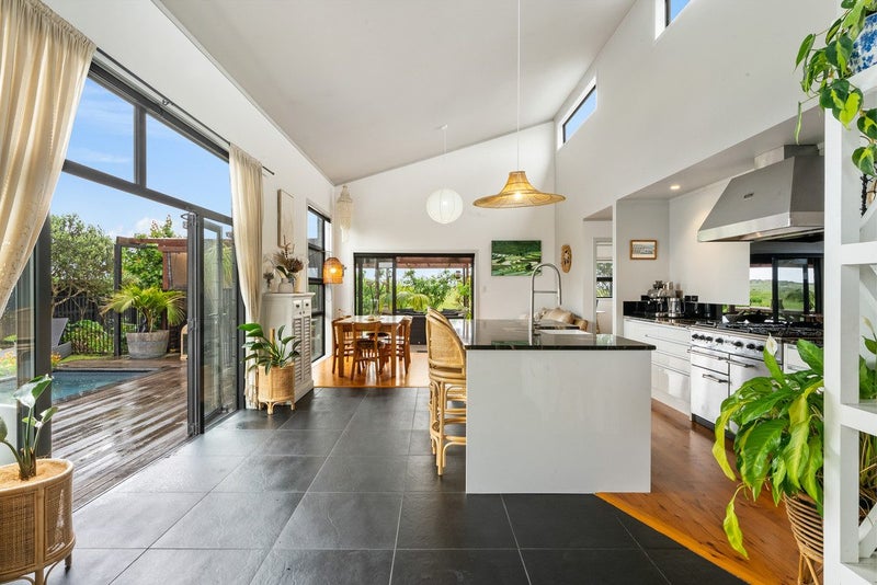 41 Coral Drive, Papamoa Beach, Papamoa - Carousel 1