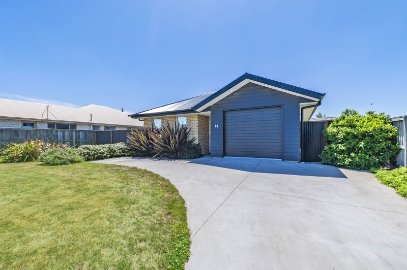 23 Newbrook Terrace, Darfield, Darfield - Carousel 2