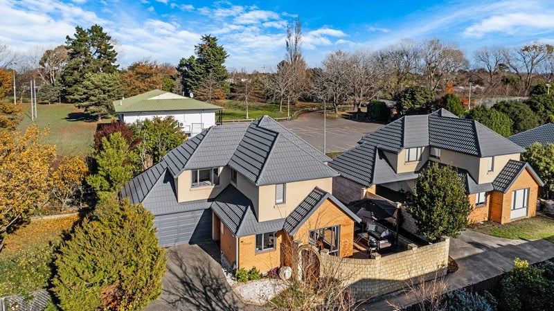 32A Berkshire Drive, Avonhead, Christchurch - Carousel 1