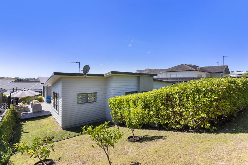 38 Kaiawa Street, Beachlands, Auckland - Carousel 2