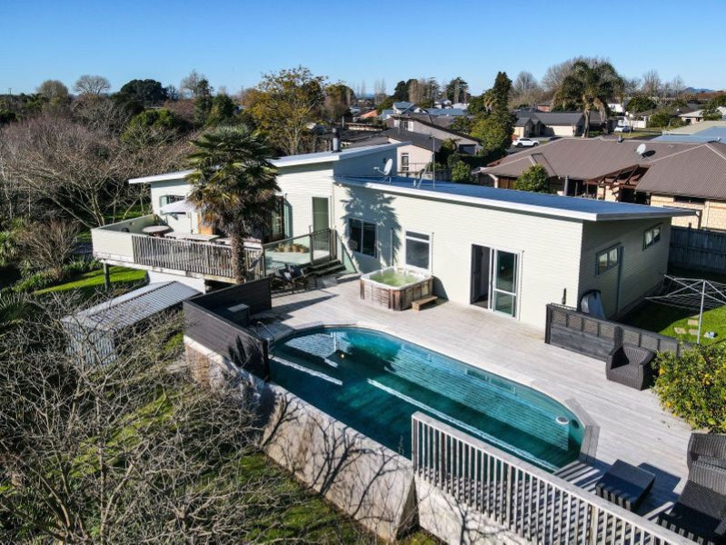 16 Logan Court, Chartwell, Hamilton - Carousel 3