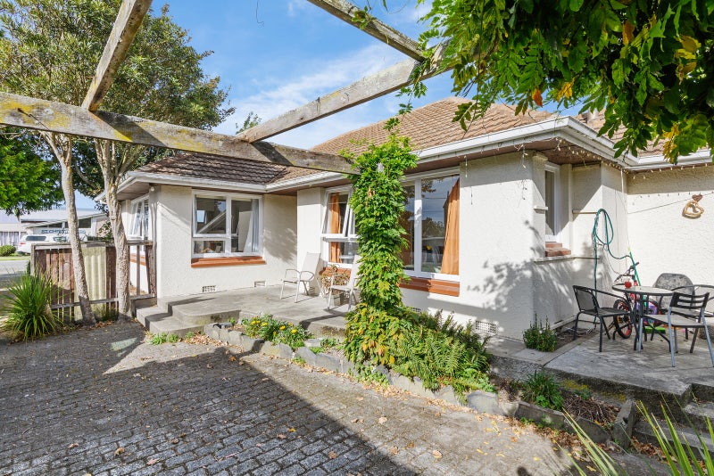 257 Avonhead Road, Avonhead, Christchurch - Carousel 1