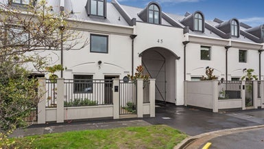 2/45 Chester Street West, Christchurch Central, Christchurch - Carousel 1