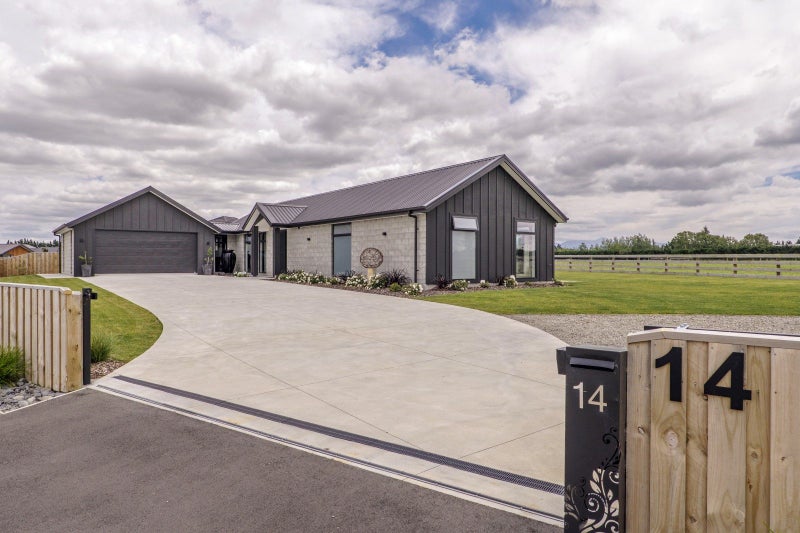 14 Kersey Avenue, Darfield, Darfield - Carousel 20