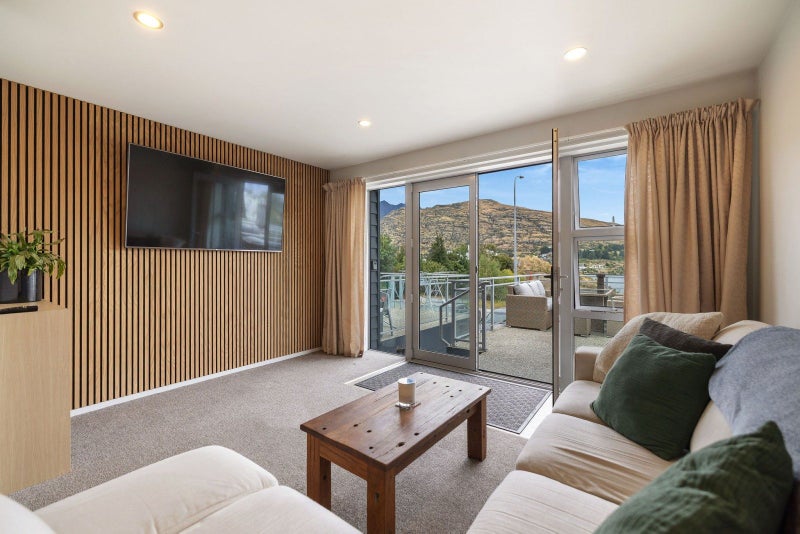 12/658 Frankton Road, Queenstown, Queenstown - Carousel 1