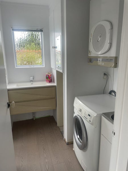 3 Stott Avenue, Birkdale, Auckland - Carousel 9