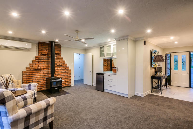 33 Woodland Avenue, Mosgiel, Mosgiel - Carousel 2