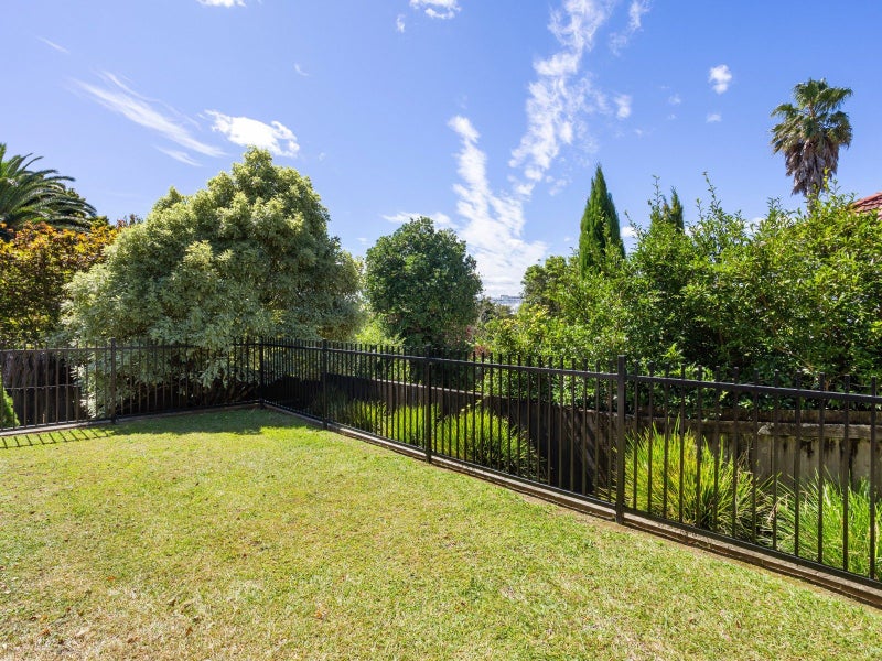 6/18 Mahoe Street, Melville, Hamilton - Carousel 3