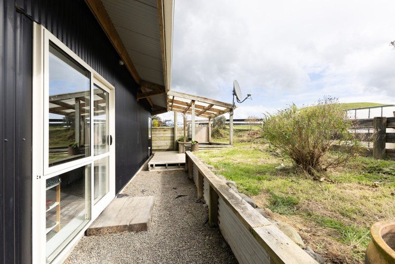981 Colyton Road, Bunnythorpe, Feilding - Carousel 1