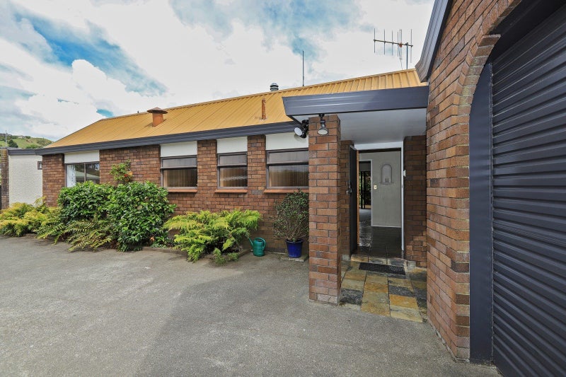 37 Anderson Road, Taradale, Napier - Carousel 1