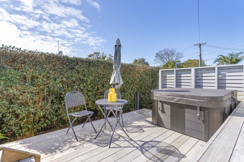 10 Bell Road, Beachlands, Auckland - Carousel 2