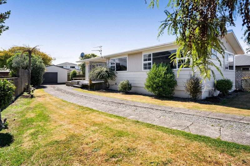 24 Maire Street, Hawera - Carousel 1