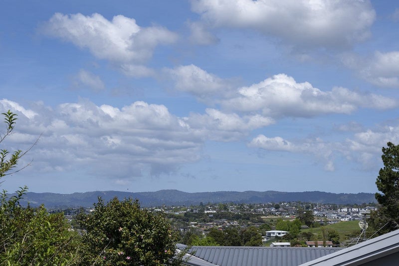 4/23 Luckens Road, West Harbour, Auckland - Carousel 19