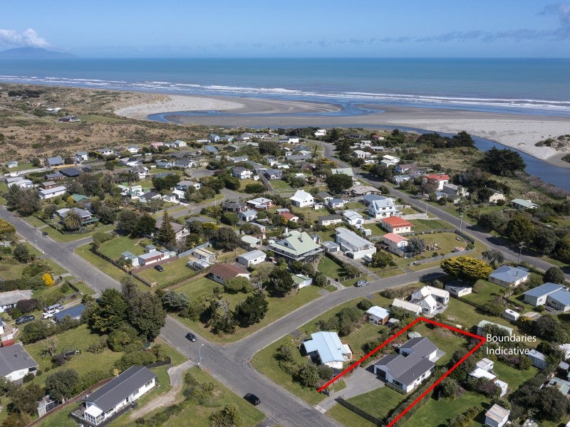 Property Valuation for 27 Sarah Street, Waikawa Beach Trade Me