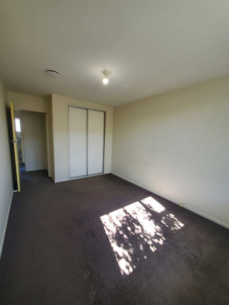 2/557 Gloucester Street, Linwood, Christchurch - Carousel 15