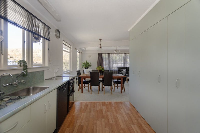 15 Derwent Street, Oamaru North, Oamaru - Carousel 2