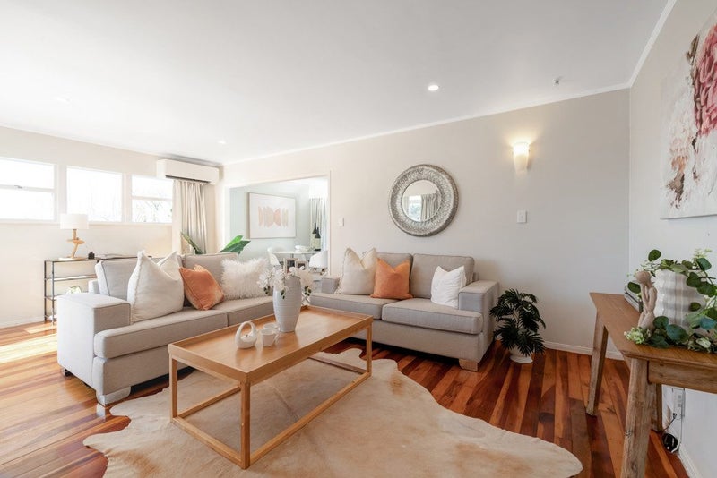 3 Gladys Avenue, Glenfield, Auckland - Carousel 2