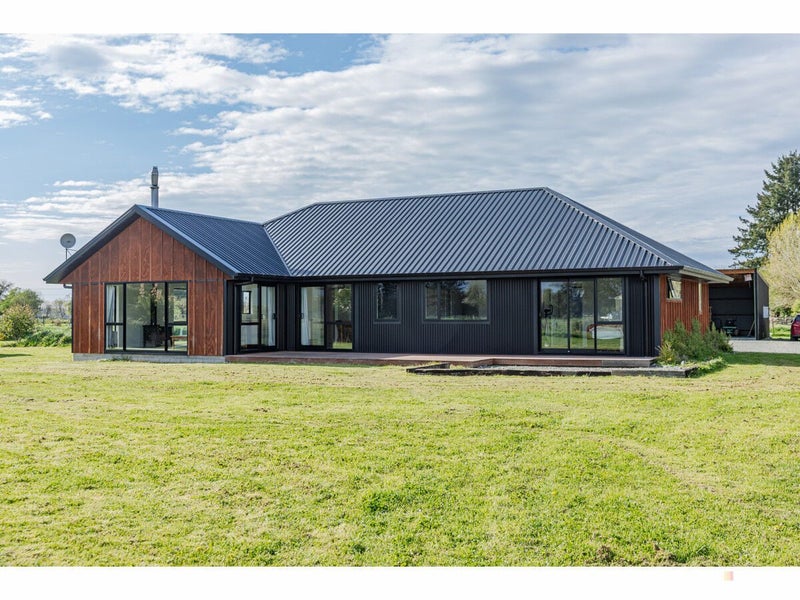 24 Opuha Street, Geraldine - Carousel 1