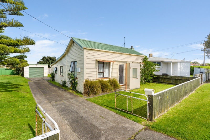 21 Hood Street, Castlecliff, Whanganui - Carousel 1
