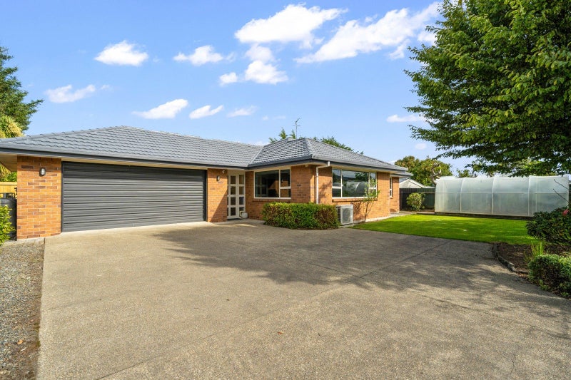 55 Charles Street, Grasmere, Invercargill - Carousel 1