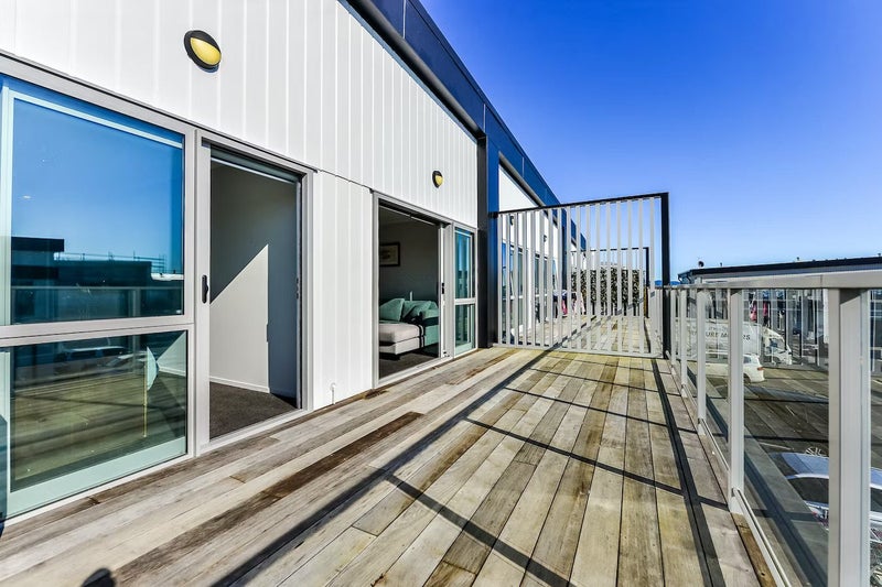 7/3 Borman Road, Huntington, Hamilton - Carousel 1