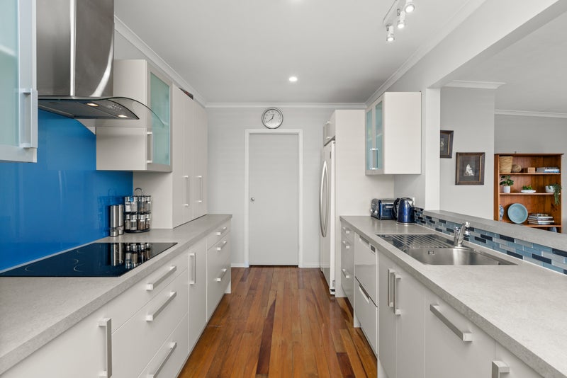 105 King Street, Taradale, Napier - Carousel 1