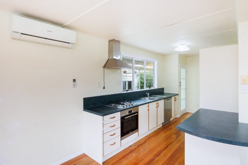 39 Hewitts Road, Linton, Palmerston North - Carousel 2
