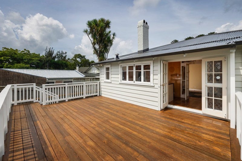 8B Alexis Avenue, Mount Albert, Auckland - Carousel 2