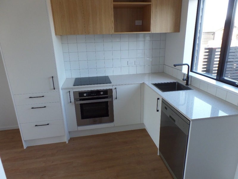 28 Piripiri Place, Broomfield, Christchurch - Carousel 2