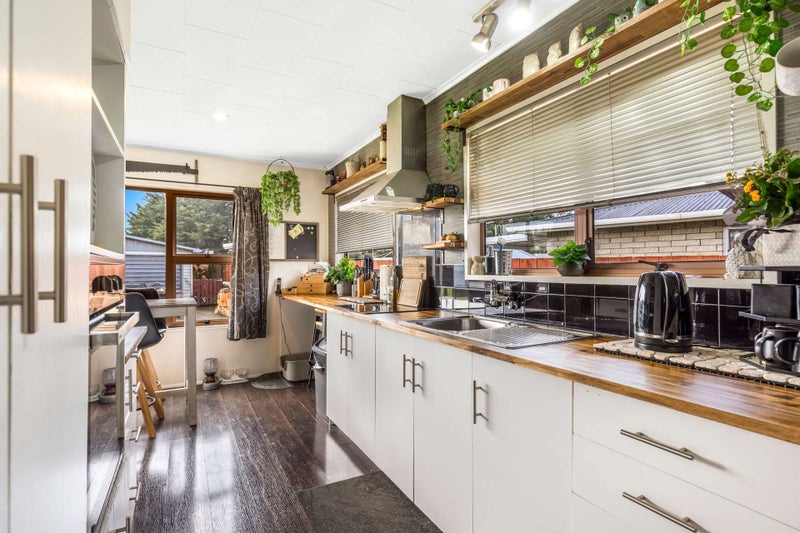 30 Victor Street, Dannevirke - Carousel 2