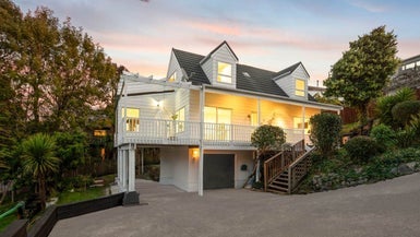 39 Redwing Street, Browns Bay, Auckland - Carousel 1