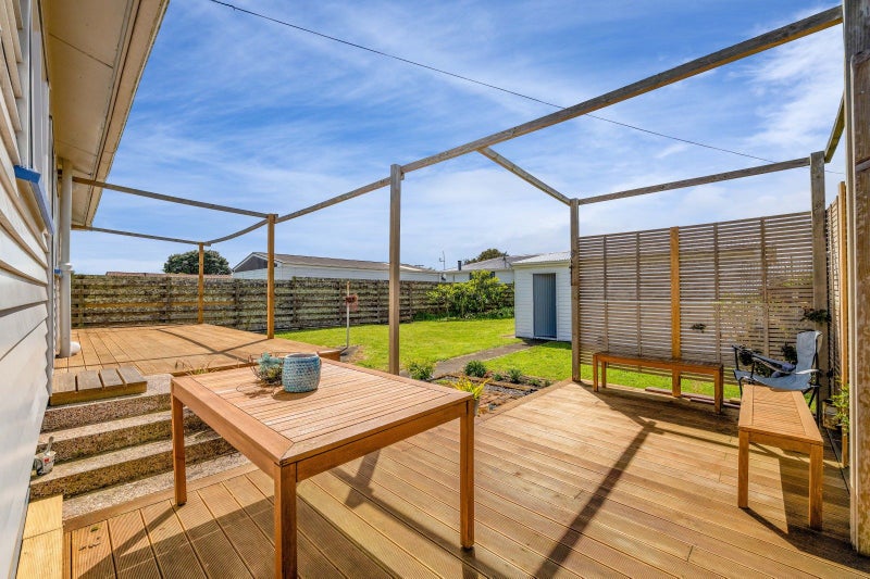 2 Bone Crescent, Hawera - Carousel 1