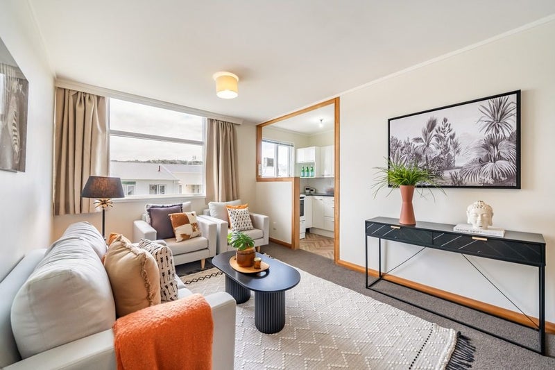 12/10 Angus Avenue, Berhampore, Wellington - Carousel 1