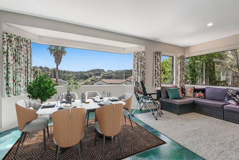 4 Coralsea Way, Arkles Bay, Whangaparaoa - Carousel 2