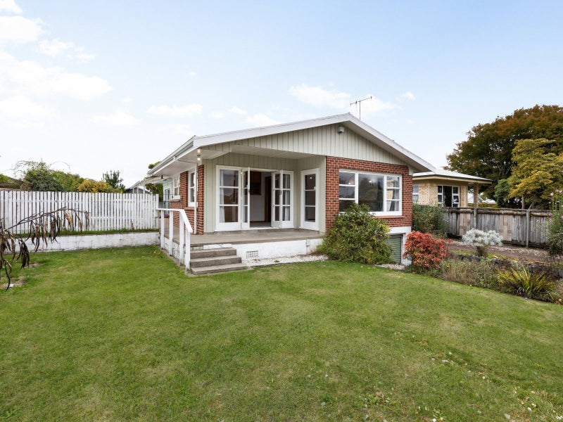 948 River Road, Queenwood, Hamilton - Carousel 2
