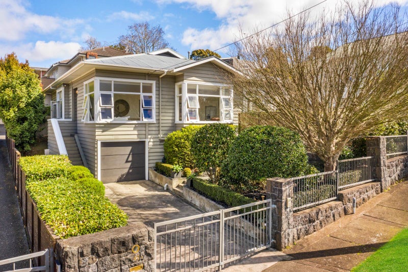 42A Tawera Road, Greenlane, Auckland - Carousel 19