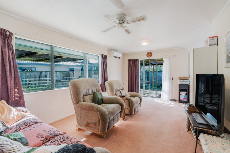 13 Plymouth Place, Fairview Downs, Hamilton - Carousel 2