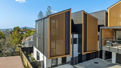 7/246 Kepa Road, Mission Bay, Auckland - Carousel 1