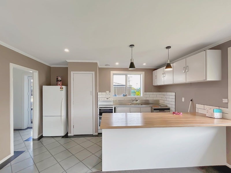 73 Park Street, Winton, Winton - Carousel 2